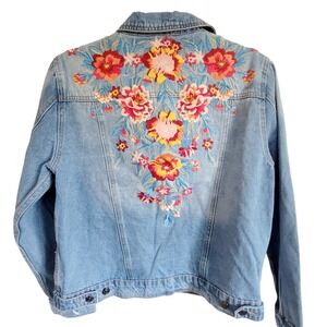 Angel Heart‎ Boutique M Denim Jean Jacket Embroidered Med Wash Cotton NWT $79